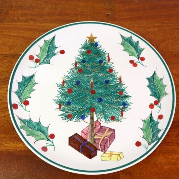 Vintage Christmas Tree Plate Hand Painted Holly Rustic Country Made in Italy - Picture 1 of 4